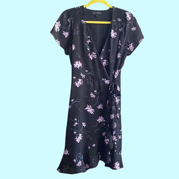 Banana Republic Wrap Dress - Picture 2 of 3